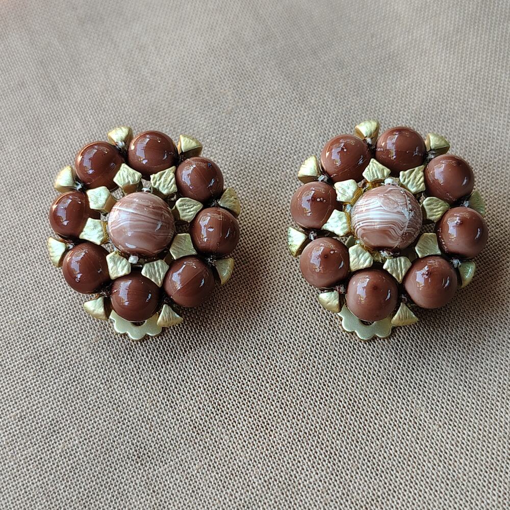 Vintage Beaded Cluster Clip-On Earrings Gold Tone and Brown